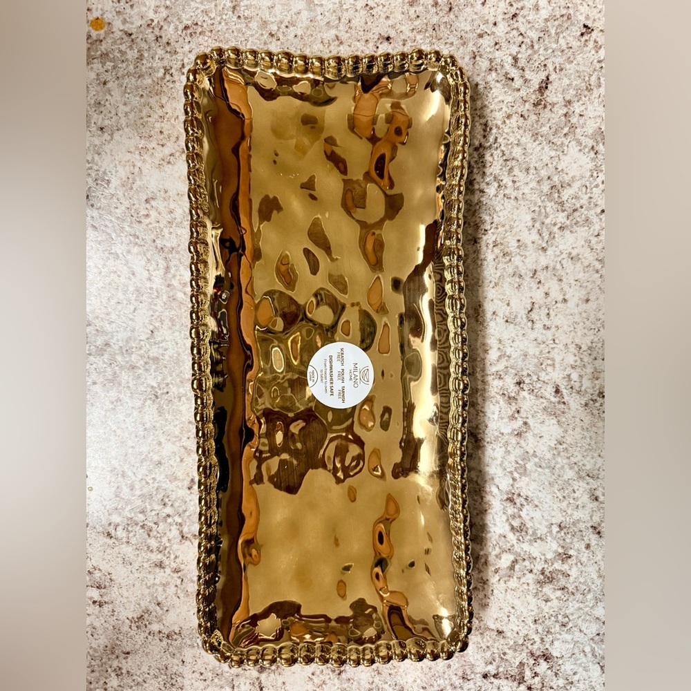 Tarnish-Free Gold Titanium Porcelain Platter With Ribbed Edges - Picture 7 of 7